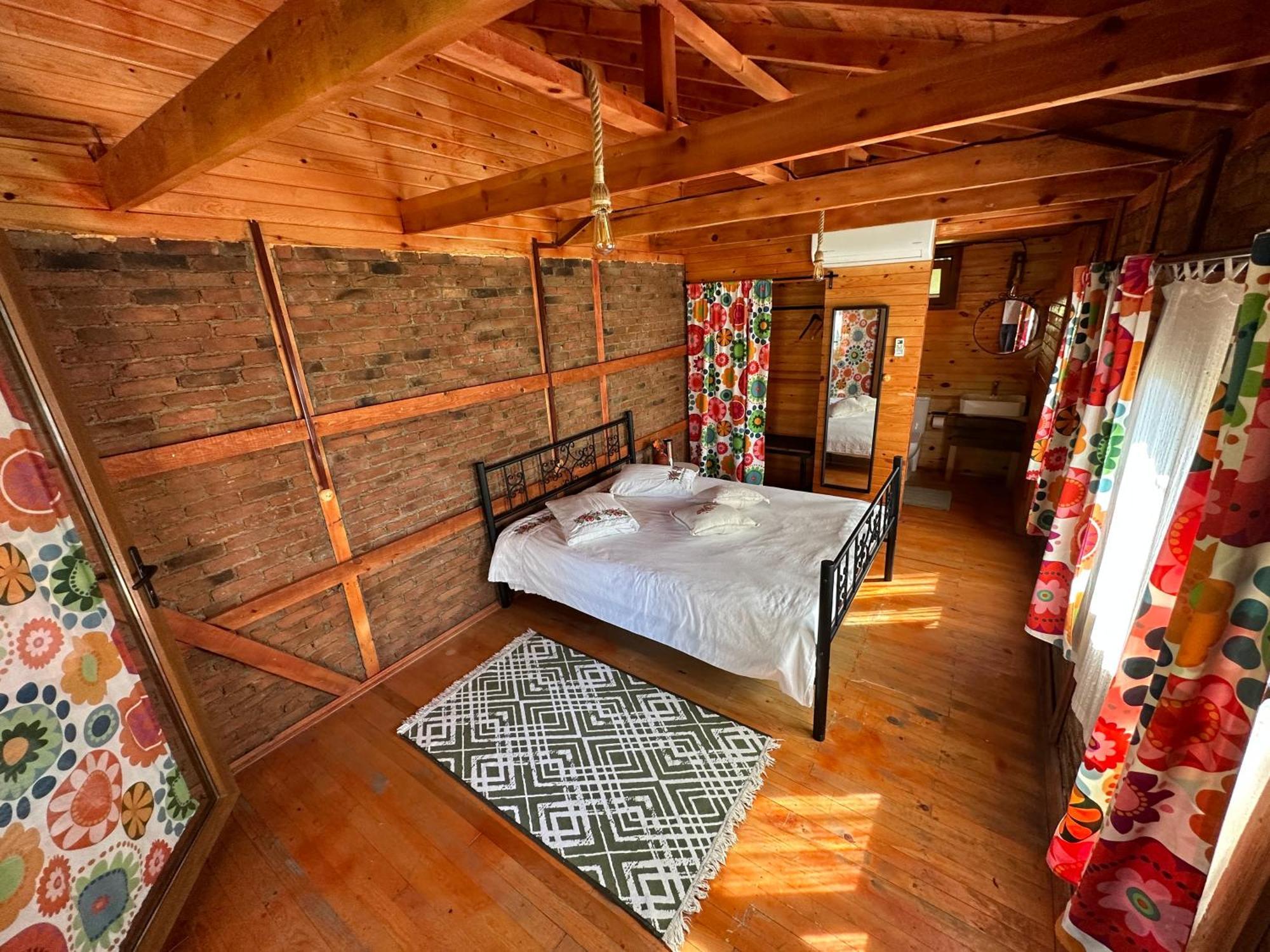 Otantik Tas Ev Bed and Breakfast Dalaman Eksteriør billede