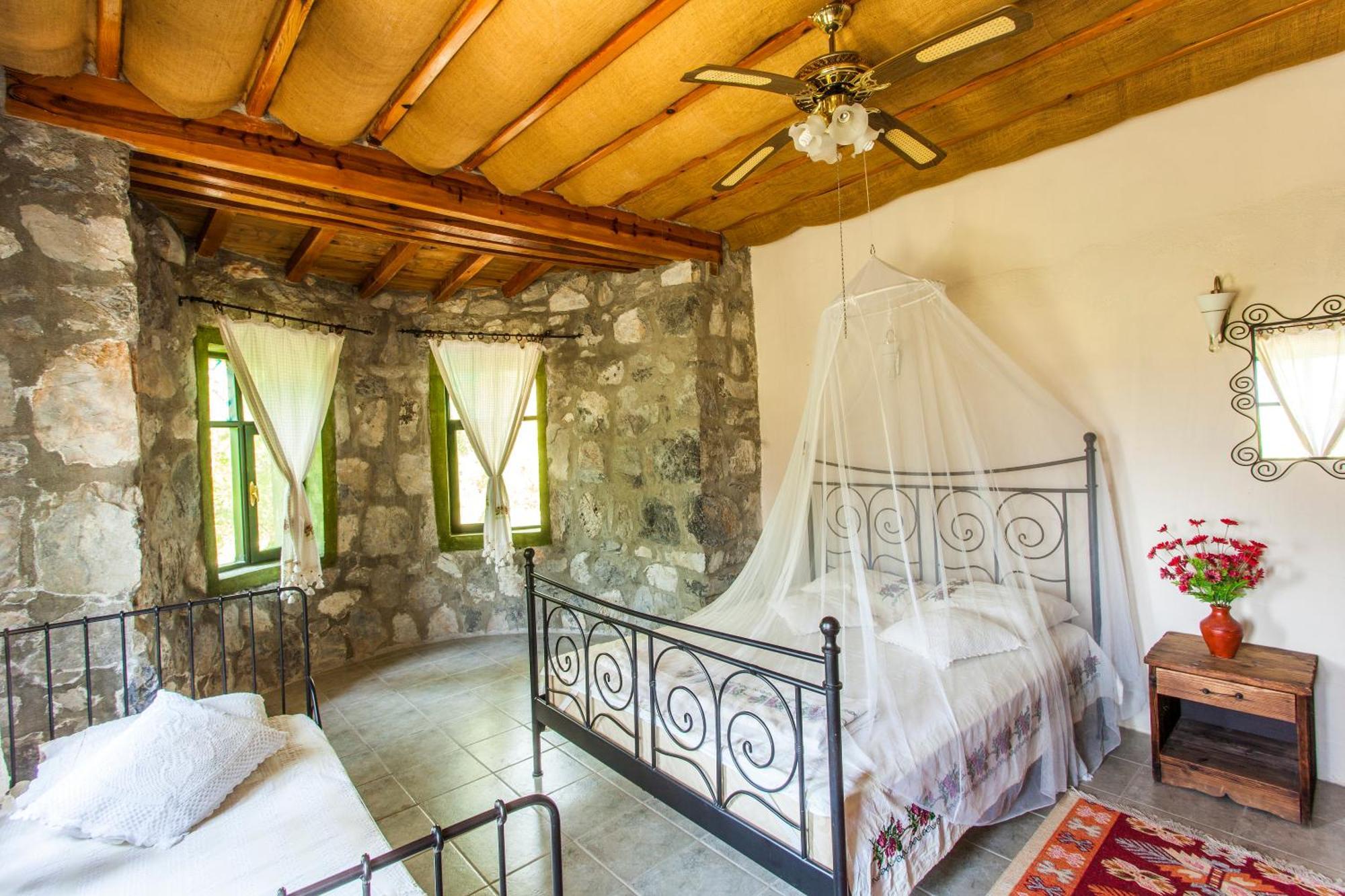Otantik Tas Ev Bed and Breakfast Dalaman Eksteriør billede