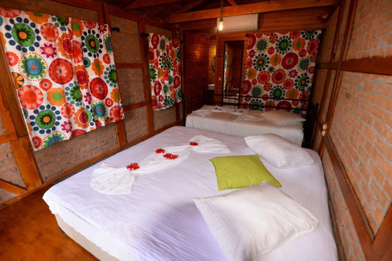 Otantik Tas Ev Bed and Breakfast Dalaman Eksteriør billede